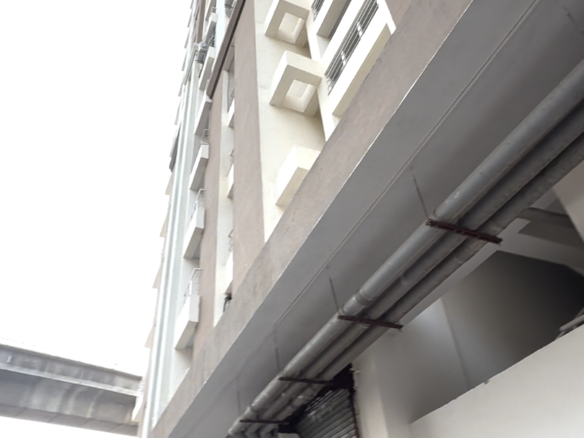 UB Flats (railway station)